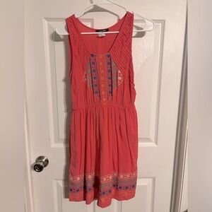 Pink embroidered Juniors sleeveless dress West 36th